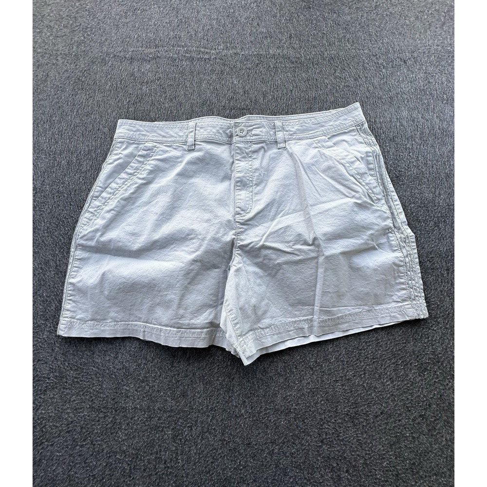 Eddie Bauer Shorts Womens Size 18 Light Gray Pockets Flat Front‎ Stretch Casual - Picture 2 of 11